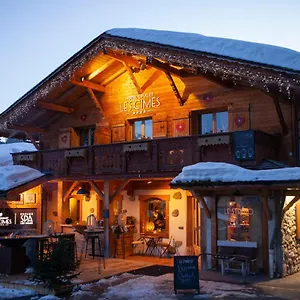 Chalet-hotel Les Cimes Hotel